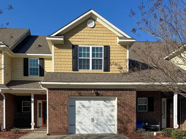 1120 Braybrooke Pl, Fayetteville, NC 28314