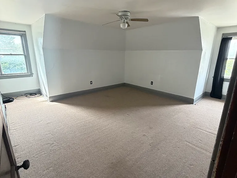240 Allison Ave #4 — Photo 4