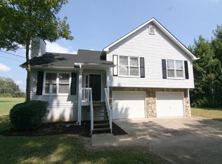 15 Willow Bend Dr, Cartersville, GA 30121