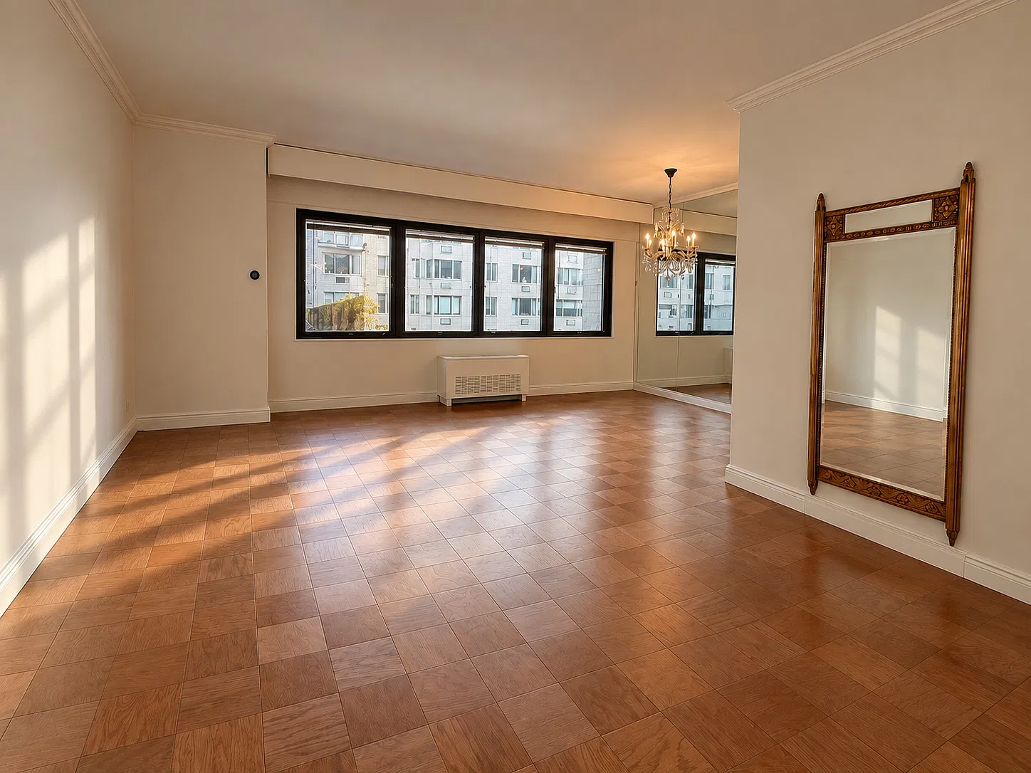 58 West 58th Street — Photo 2