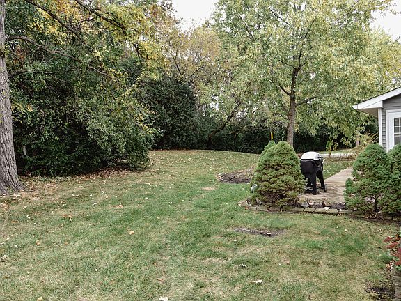 2nd image of 34274 N Birch Ln