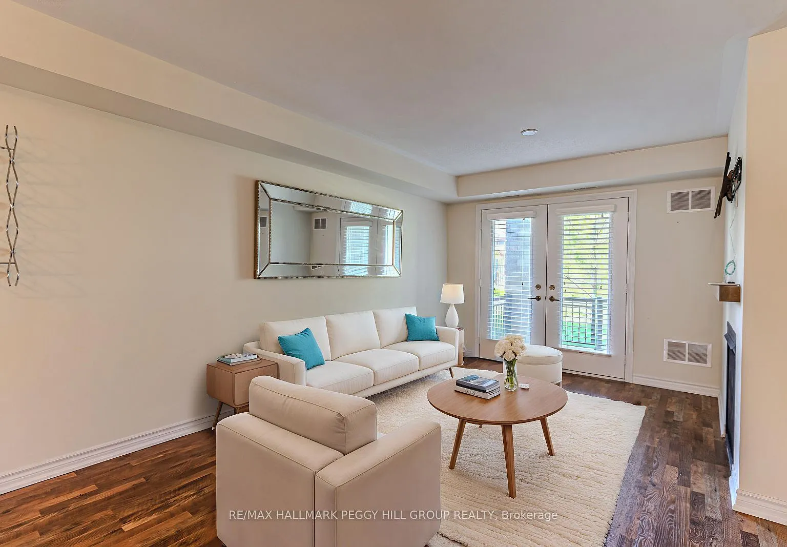 2 bed, $2,200 — Photo 4