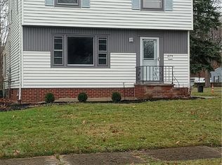 1675 E 276th St, Euclid, OH