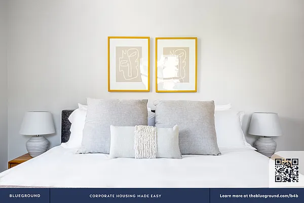 Rented by The Blueground | media 10