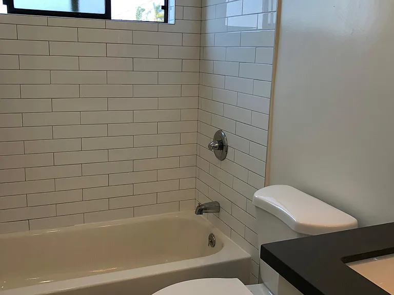 530 S Irena Ave #8 — Photo 9