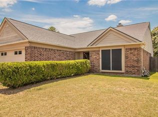 2705 Creekwood Ln, Fort Worth, TX 76123