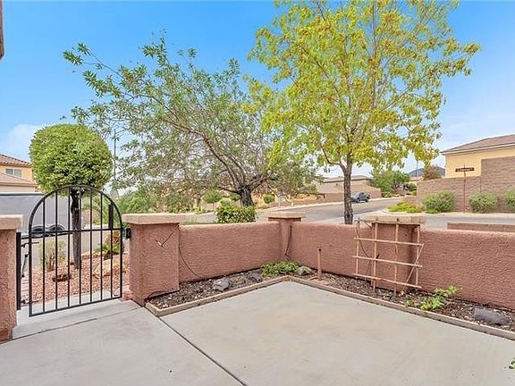 3rd image of 2607 Dirleton Pl