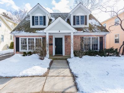 331 E Scranton Ave, Lake Bluff, IL, 60044