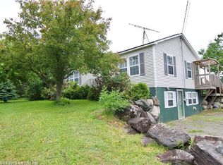195 W Ridge Rd, Cornville, ME 04976
