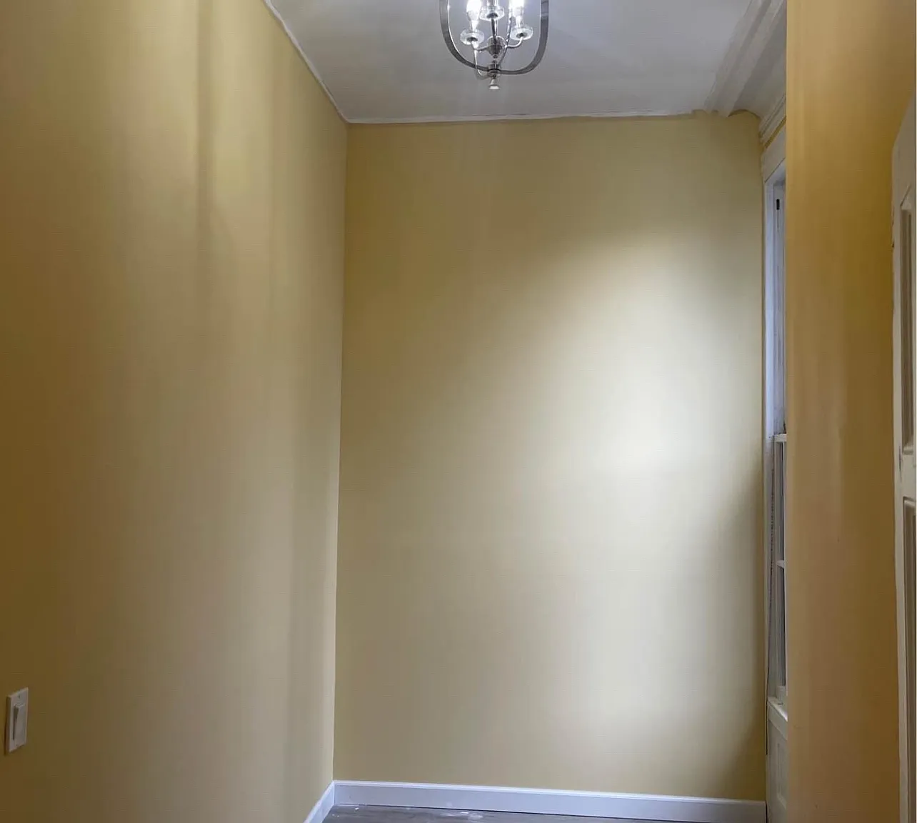 805 Park Ave — Photo 3