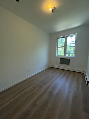 Rented by Hagstrom Management Inc | media 10
