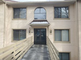 48 Muirfield Dr Unit 1-C, Reading, PA 19607