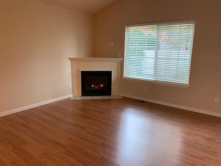 1283 N Forsythia Cir — Photo 4