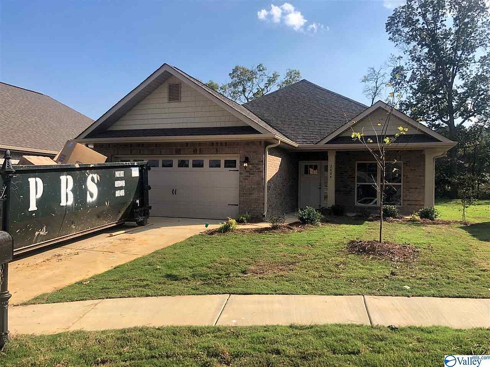 1st image of 2604 W Creek Dr