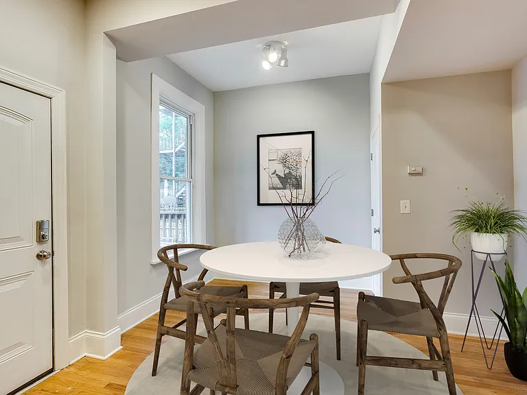 2041 W Rice St #1 — Photo 3