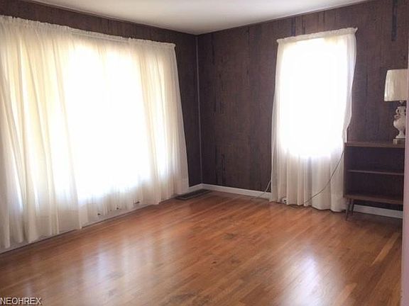 4th image of 12325 Shady Oak Blvd