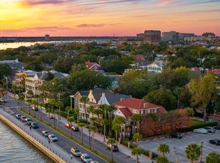 14 1/2 Murray Blvd, Charleston, SC 29401