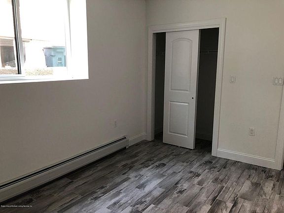 4th image of 12 Finlay Ave