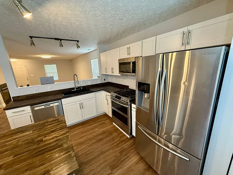 8163 Royal Elm Dr — Photo 7