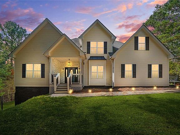 3rd image of 4835 Liberty Rd