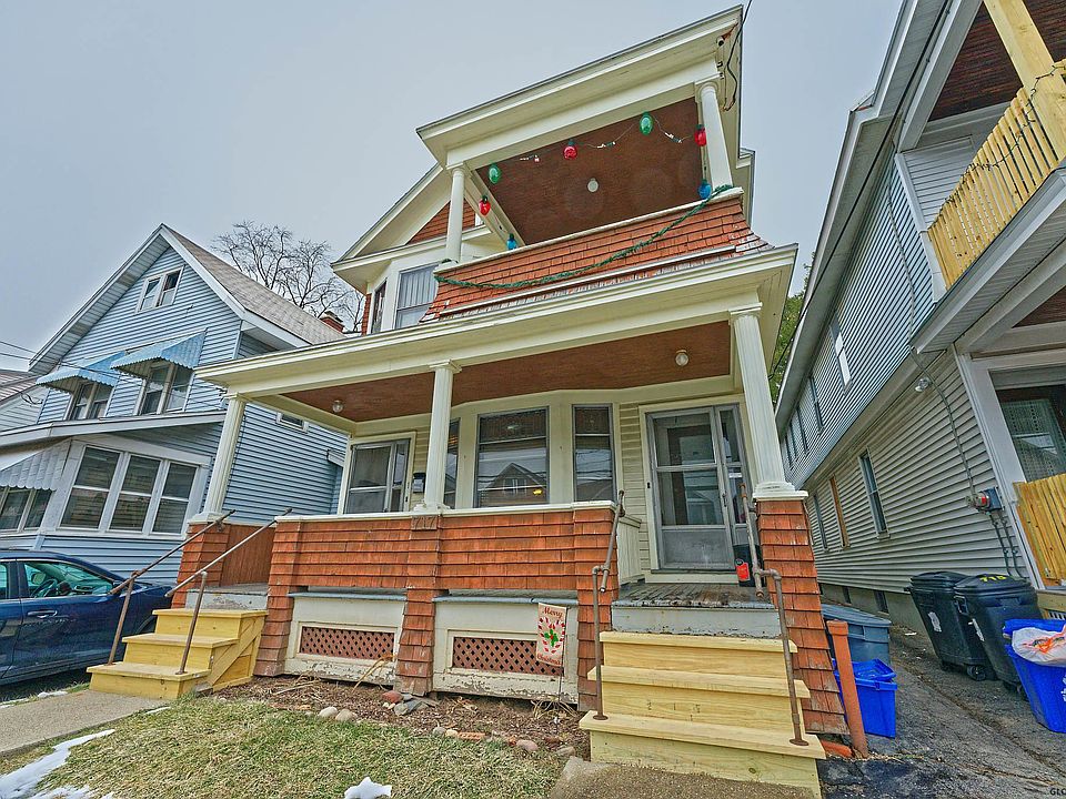 1st image of 717 Myrtle Ave