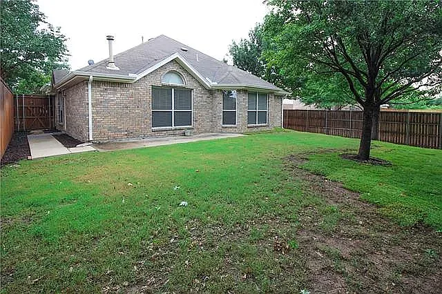 11902 Cobblestone Dr — Photo 12