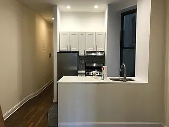 Rented by Salon Realty Corp