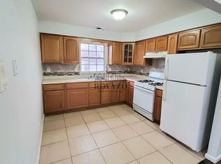 53 Oakland Ter FLOOR 2, Newark, NJ 07106