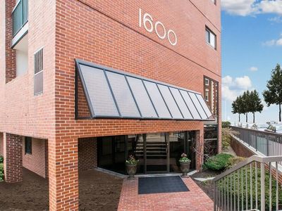 1600 Massachusetts Ave APT 407, Cambridge, MA, 02138