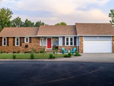 324 Valleyview Ct, Andover, KS, 67002
