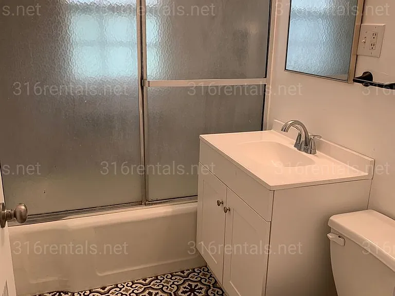 1043 N Terrace Dr — Photo 6