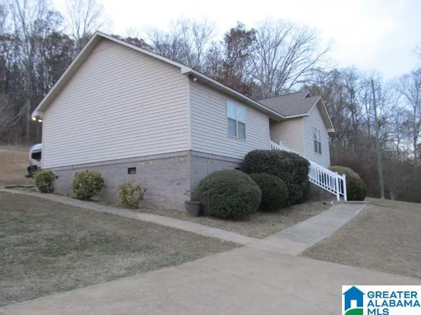 3644 Murphree Valley Rd, Walnut Grove, AL 35952