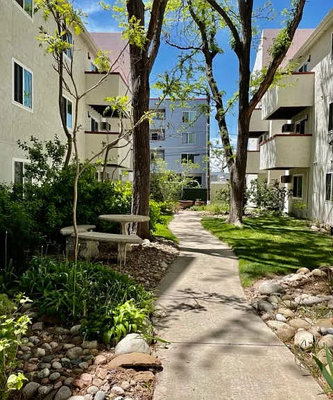 Sycamore Gardens Apartments — Photo 3