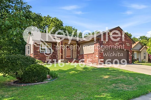 827 S Sunset Cir Photo 1