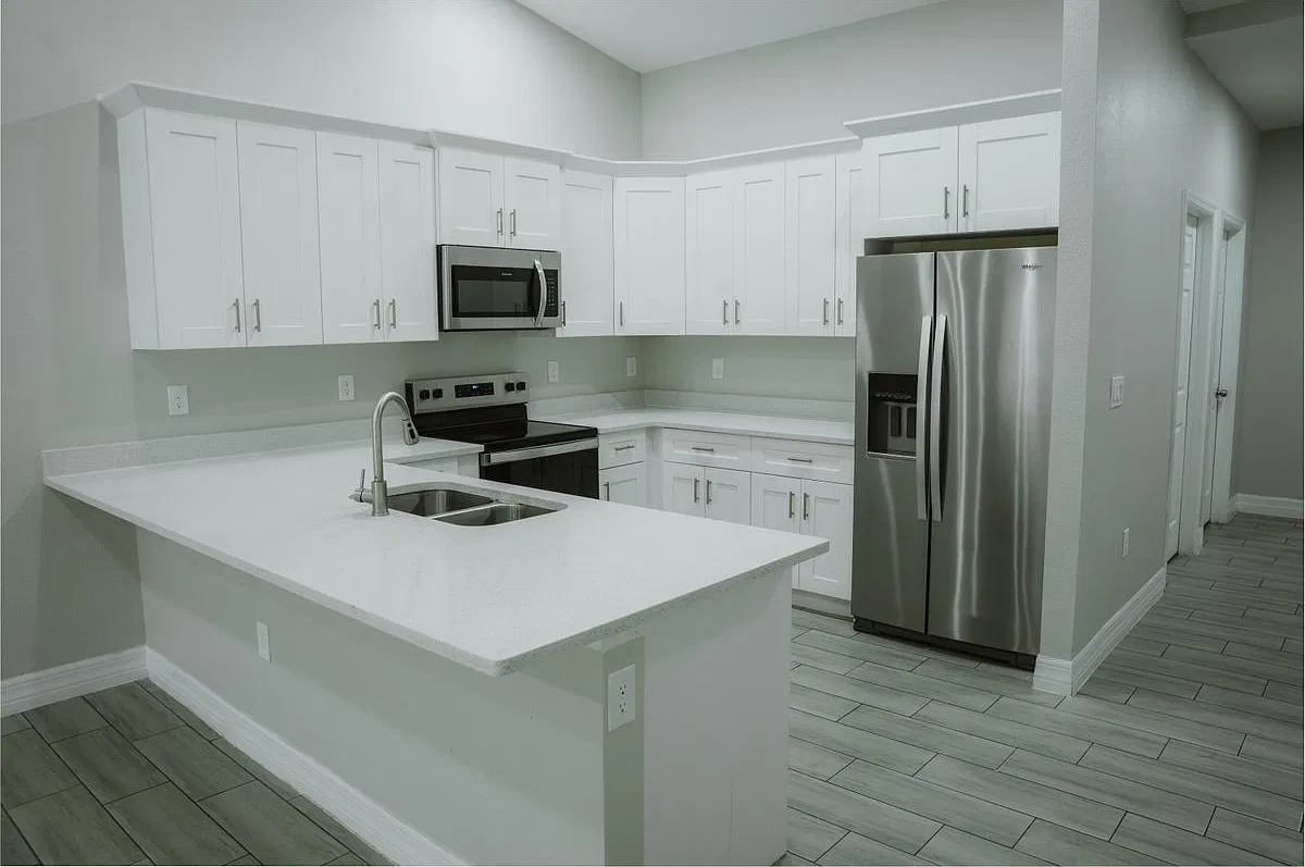 3 bed, 2.0 bath, 1212 sqft, $1,750 — Photo 4