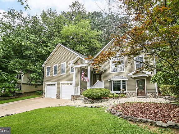 2nd image of 2409 Harpoon Dr