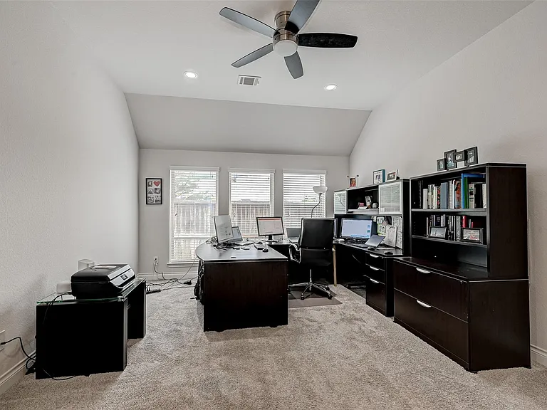 3510 Auburn Creek Cir — Photo 21