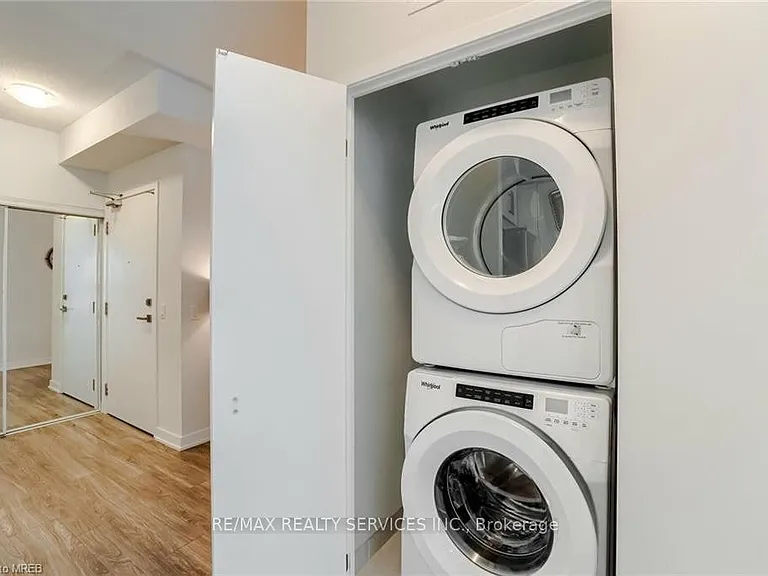 4085 Parkside Village Dr #1005 — Photo 18