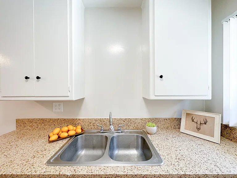 1027 S Atlantic Blvd #9 — Photo 10