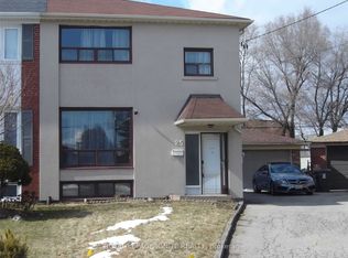 25 Stone Ct, Toronto, ON M9M 1N1