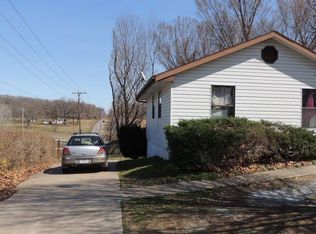 1305 Woodcrest Way, Grove, OK 74344