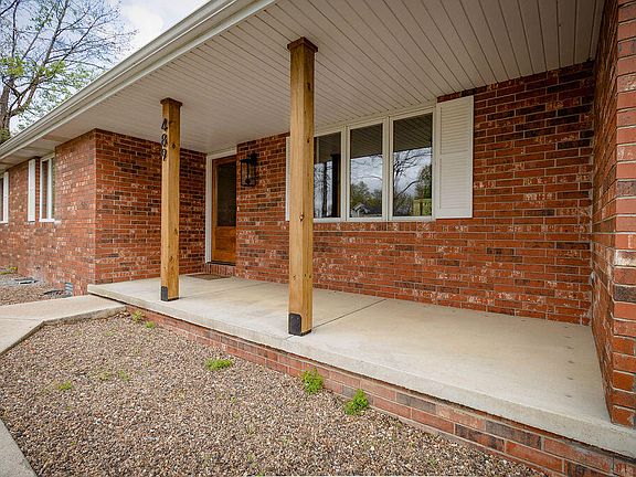 2nd image of 489 Meadowview Drive