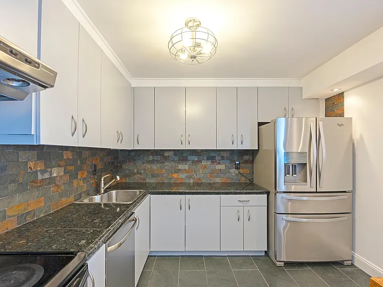 5411 Crossrail Dr — Photo 7