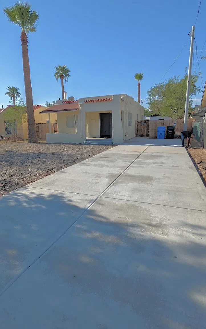 2 bed, 925 sqft, $1,549 — Photo 2