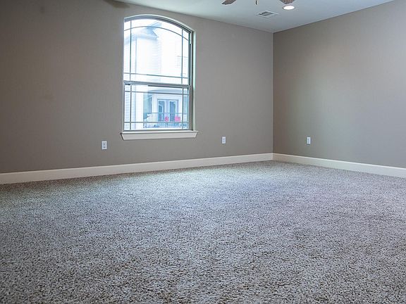 5th image of 9515 Craven Oaks St Unit B