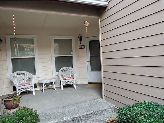 4th image of 523 Cypress Ave