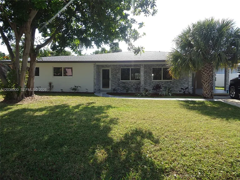 1565 Thumb Point Dr — Photo 78