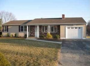 85 Echo Ln, Cranston, RI 02921