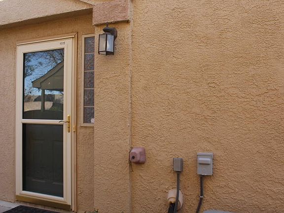 5th image of 5555 Valle Alegre Pl NW
