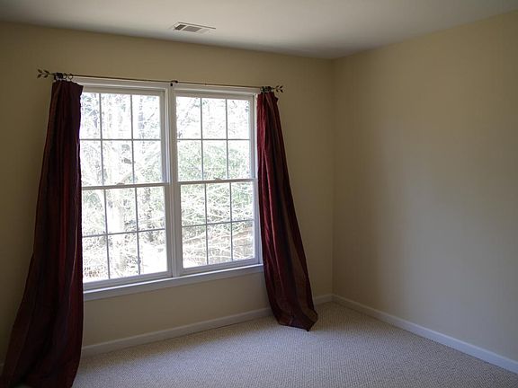 5th image of 795 Kimball Parc Ct